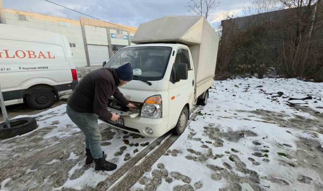 Düzce'de eksi 10 derecede sanayi mesaisi