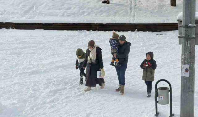 Düzce'de okullar 2 Ocak 2026 günü tatil edildi