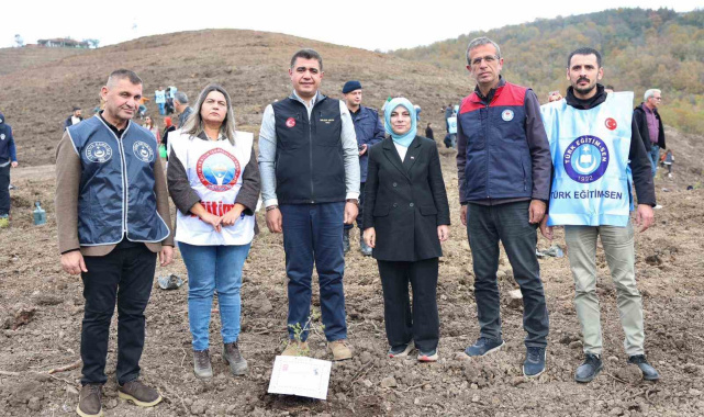 Düzce öğretmenleri hatıra ormanı oluşturuldu