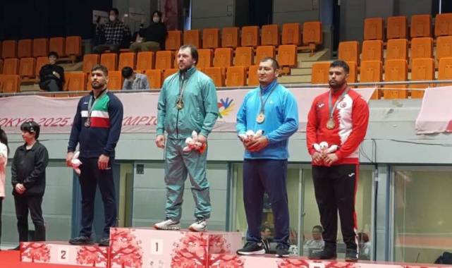 Düzce Üniversitesi öğrencisi dünya üçüncüsü oldu