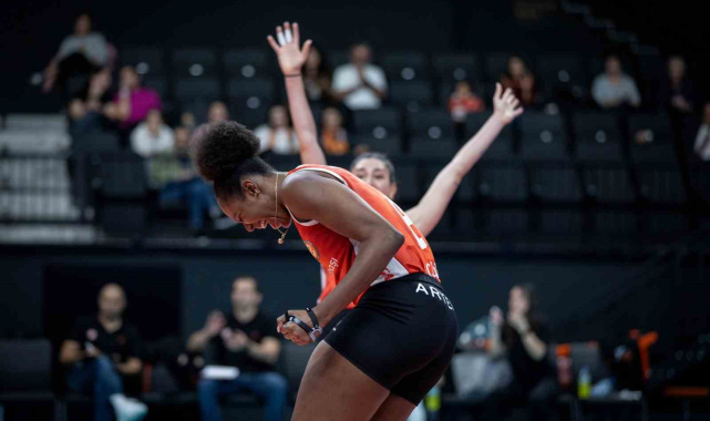 Eczacıbaşı Dynavit, Şampiyonlar Ligi'ne galibiyetle başladı