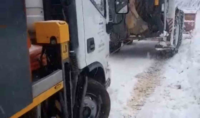 Elektrik arızası için gittikleri köyde mahsur kaldılar