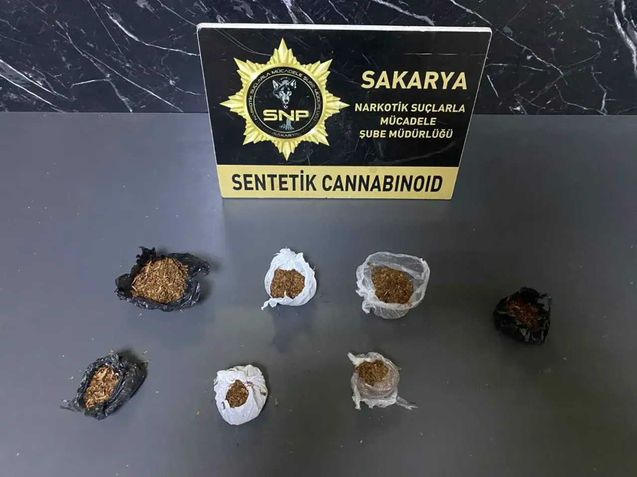 Emniyetten zehir operasyonu: 11 şüpheli yakalandı