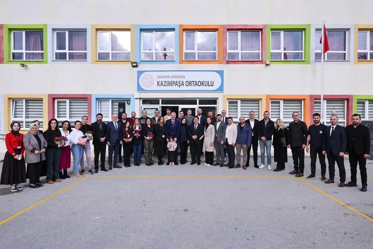 Erdoğan ve Çelik’ten Öğretmenler Günü’nde anlamlı ziyaret