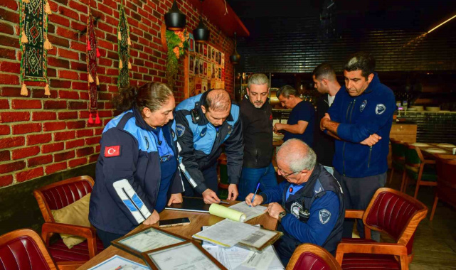 Esenyurt'ta hijyen alarmı: Sağlıksız şartlarda üretim yapan restorana en üst sınırdan ceza