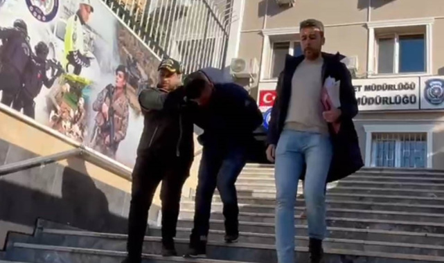 Fatih'te 3 kişinin çantasını çalan hırsız kamerada