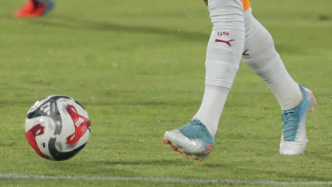 Galatasaray, Süper Lig'de yarın Başakşehir'e konuk olacak