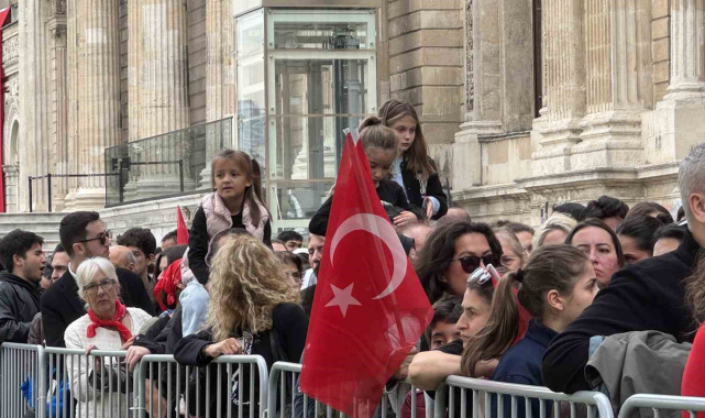 Gazi Mustafa Kemal Atatürk, Dolmabahçe Sarayı'nda anıldı