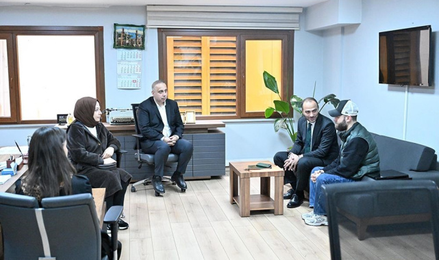 Gaziosmanpaşa'da kafede yaşanan tartışmanın ardından Belediye Başkan Vekili Karadeniz tarafları barıştırdı