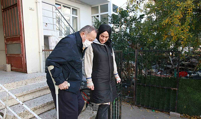 Hastaneye gidemeyenlerin imdadına "Geniş Ailem" yetişiyor