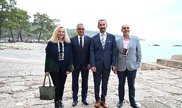 İş dünyası Kemer'de bir araya geldi