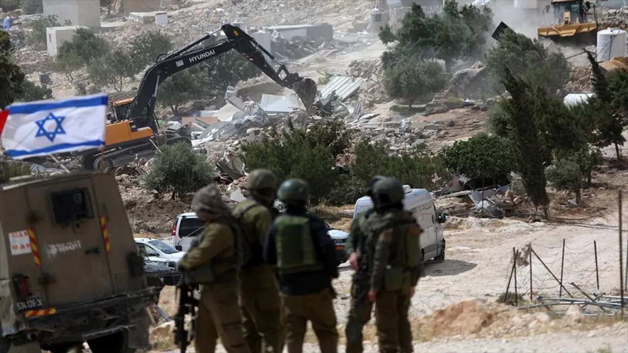 İsrail, Gazze'deki soykırımın gölgesinde Batı Şeria'da ilhak için adımlarını sıklaştırdı