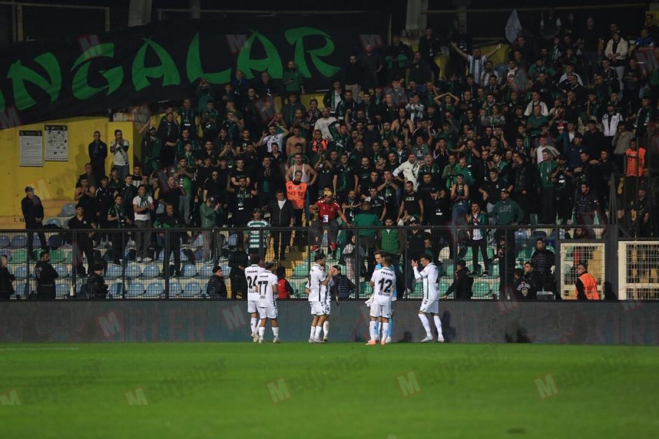 İstanbul’daki gol düellosu sonrası Sakaryaspor’a PFDK şoku!