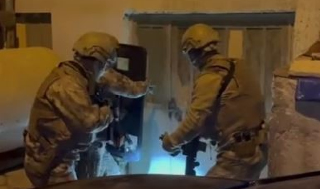 İstanbul merkezli 12 ilde "change" araç operasyonu: 74 gözaltı