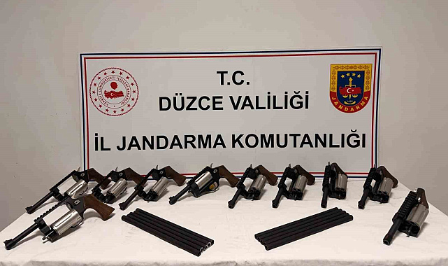 Jandarmadan kaçak silah operasyonu: 2 gözaltı