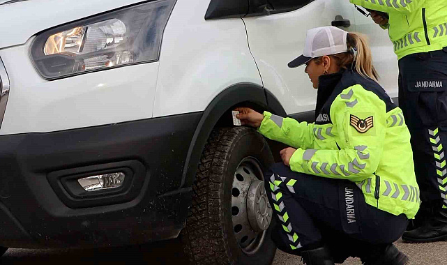 Jandarmadan kış lastiği denetimi