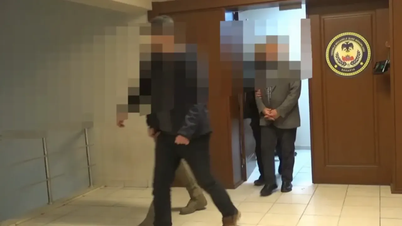 Kaç yıl geçti, yapılanmaları hala bitmedi! FETÖ'nün cezaevi sömürüsüne operasyon