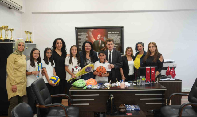 Kartal Belediyesi'nden öğrencilerle geri dönüşüm seferberliği
