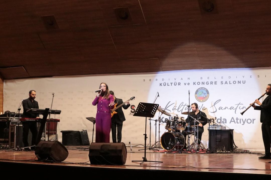 Kasım ayında kültür ve sanatın kalbi Serdivan’da attı