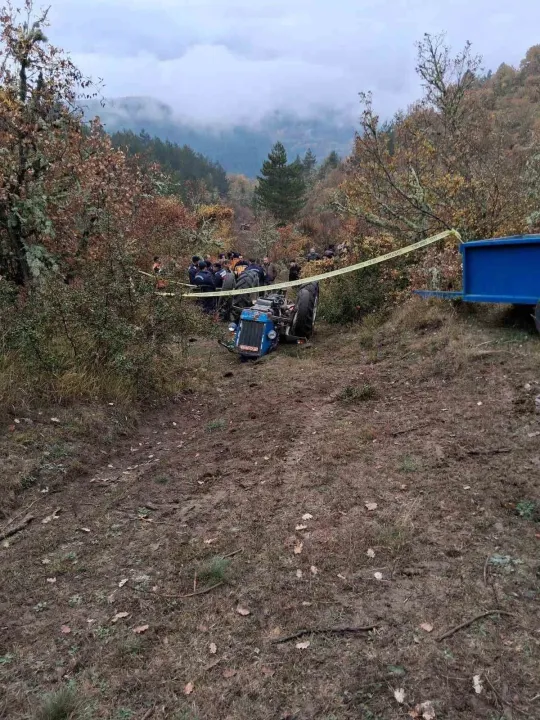 Kastamonu’da devrilen traktörün sürücüsü hayatını kaybetti