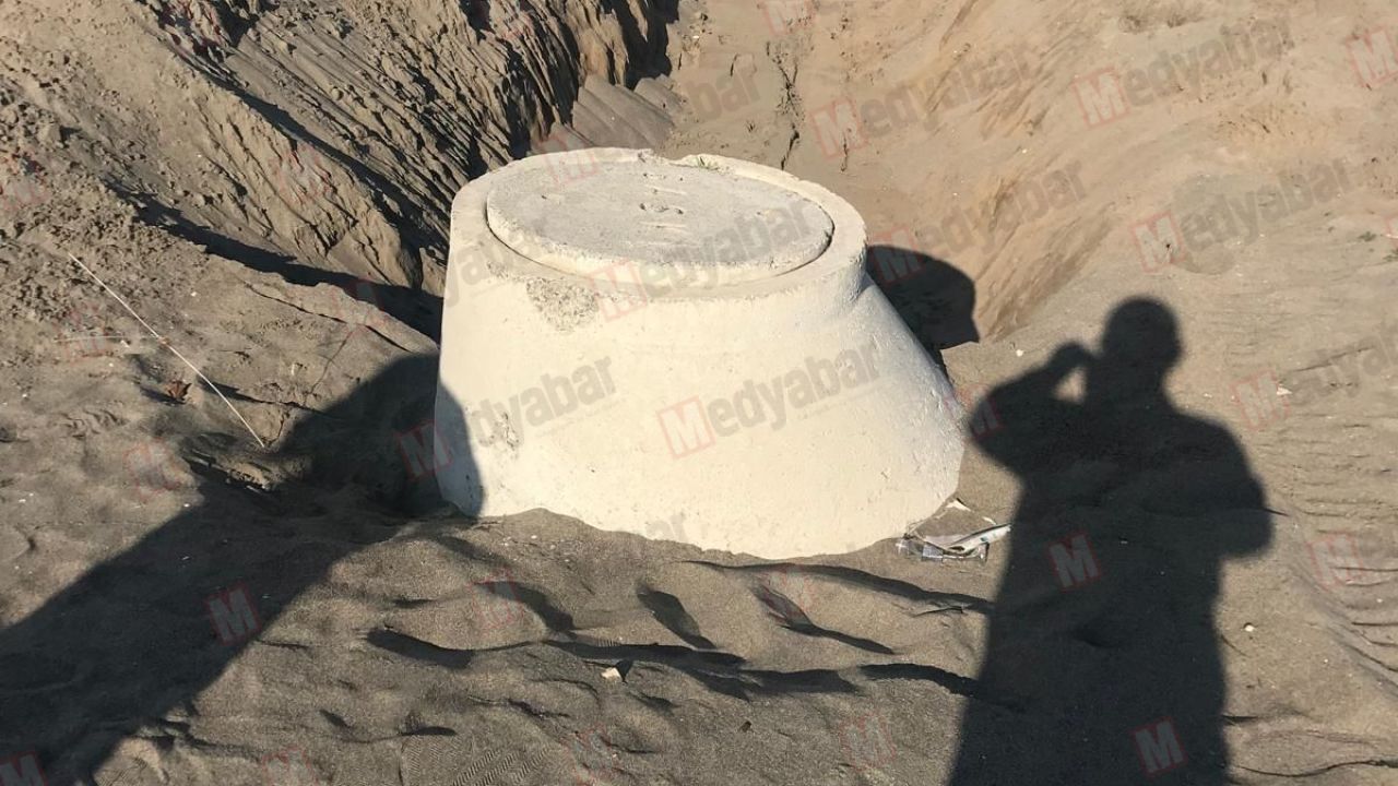 Kocaali sahilinde kafa karıştıran çalışma! Vatandaş kanalizasyon zannetti, yağmursuyu hattı olduğu ortaya çıktı