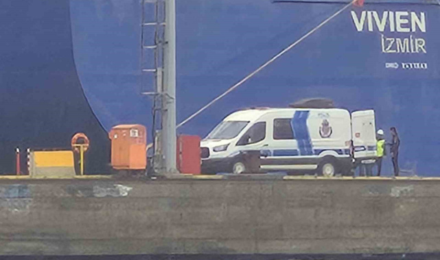 Kocaeli'de tekne alabora oldu: 1 ölü, 1 yaralı