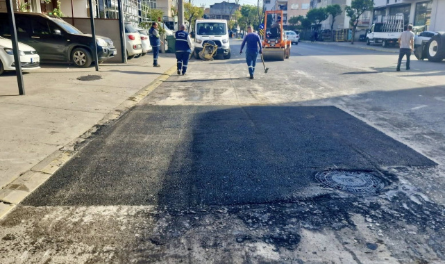 Körfez'de yol bakım ve onarım çalışmaları sürüyor