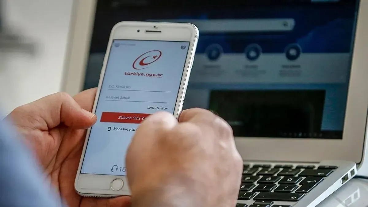 Kurum kapısına gitmeye son: SGK’nın tüm işlemleri artık e-Devlet’te