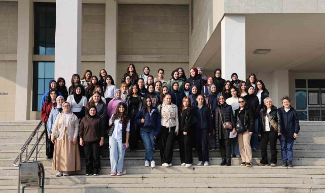 Liseli gençler Düzce Üniversitesi'nde