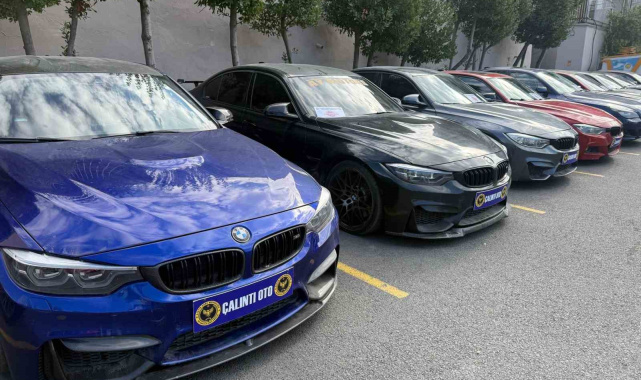 Lüks araçların şasi ve motor numaralarını değiştirip 300 milyon liralık vurgun yapan çete çökertildi
