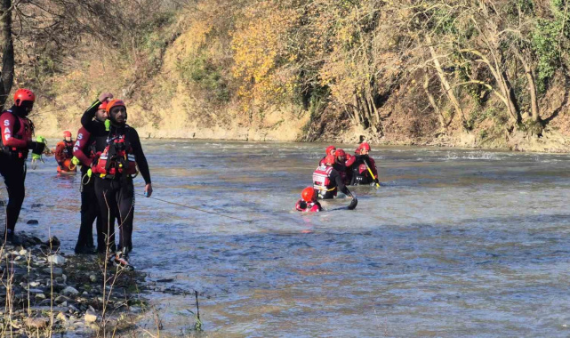 Melen'de bu kez rafting heyecanı değil, hayat kurtarma mücadelesi yaşandı