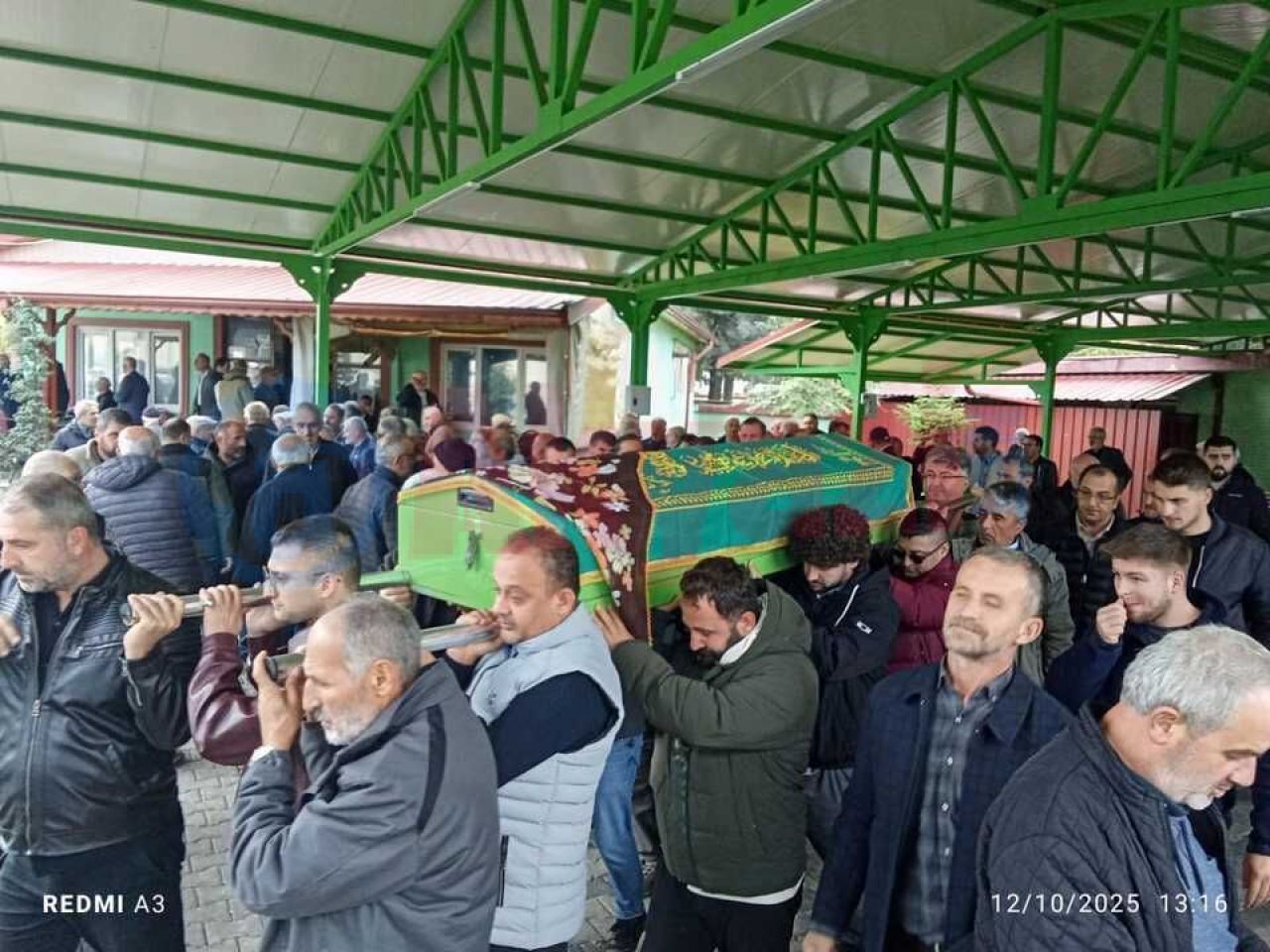 Meliha Ersuda Dualarla toprağa verildi