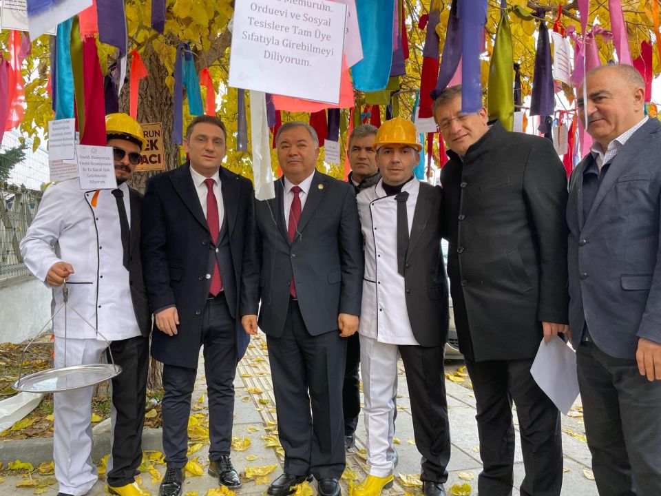 Memur ve emekli için Sakarya’dan sert çıkış: “Sesimizi duyan var mı?”