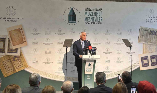 Mevlana'nın 7 asırlık Mesnevi mirası "Mana ve Nakış: Müzehhep Mesneviler Yazma Eser" sergisinde anlatıldı