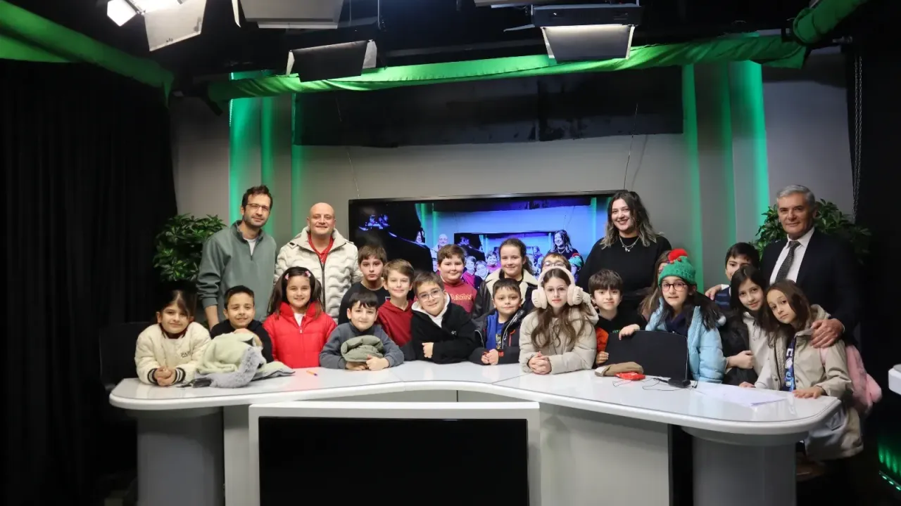 Miniklerden TV264 ve Medyabar'a ziyaret