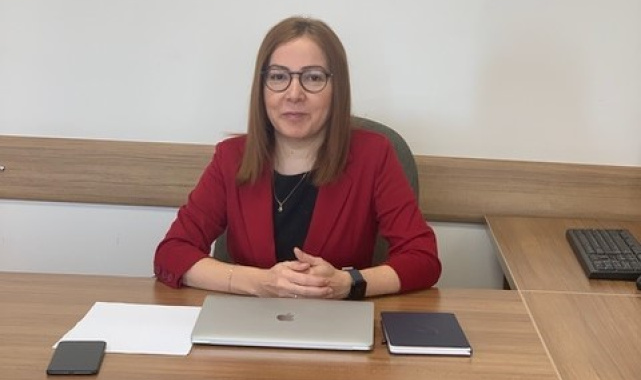 Öğretmen adaylarına sorumluluk almayı hedefliyor