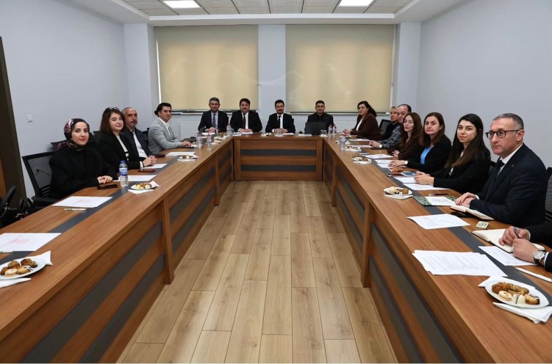 Öğretmen adaylarını güçlendirecek yeni adımlar SAÜ'de görüşüldü