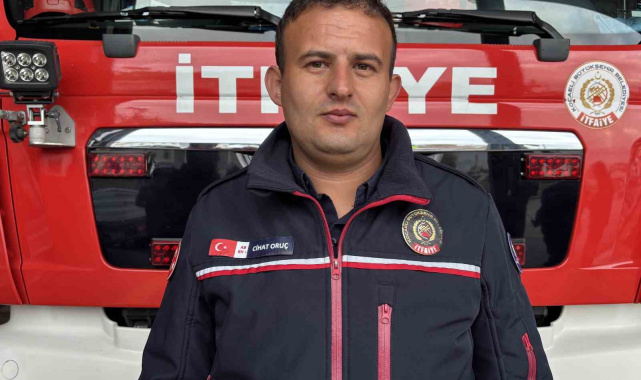 Oksijen maskesini vatandaşa veren itfaiye eri, o anları anlattı: "Önceliğimiz insan"