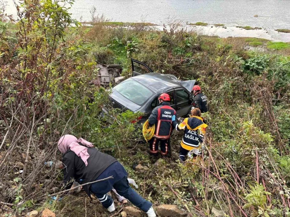 Ordu’da üç tekerlekli araç ile otomobil çarpıştı: 2 ölü, 1 yaralı
