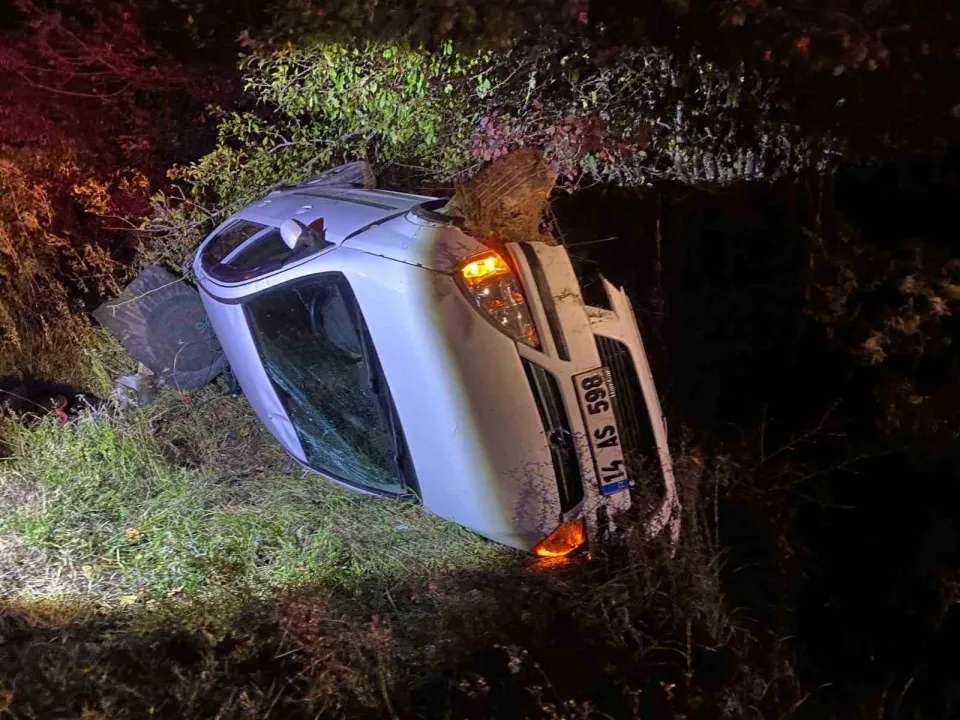 Otomobil takla attı: Yaralı sürücü ehliyetsiz çıktı