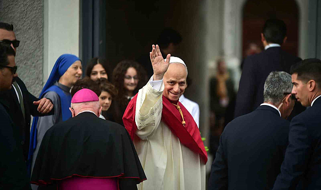 Papa 14. Leo, Şişli'deki Kutsal Ruh Katedrali'ne geldi