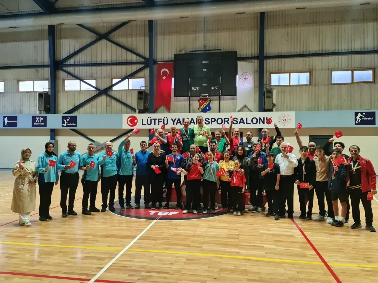 Raketler Cumhuriyet için yarıştı