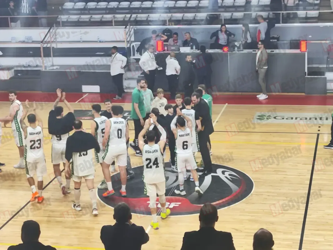 Sakarya BBSK evinde Güngören Doruk'u 100-63 mağlup etti