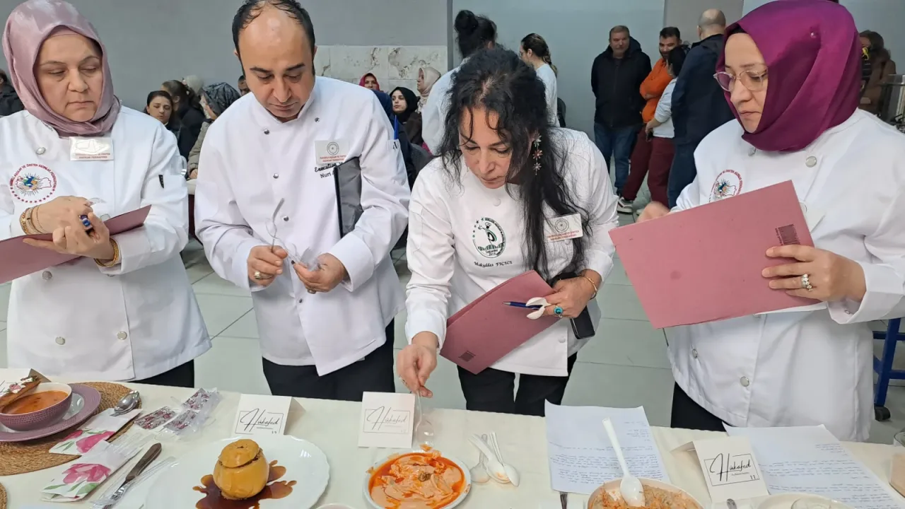 Sakarya'da lezzet dolu yarışma: Kadın aşçılar hünerlerini sergiledi