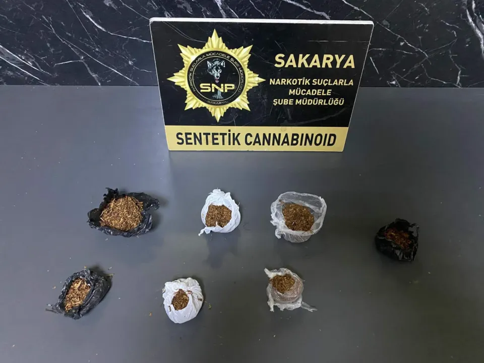 Sakarya'da uyuşturucu operasyonlarında 11 şüpheli gözaltına alındı