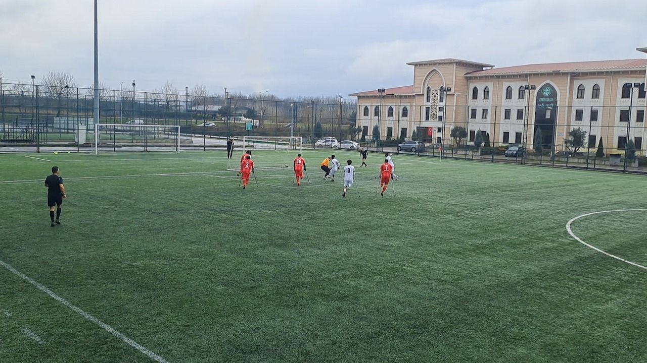 Sakarya, İzmir Belediyespor’u 3-0’la Geçti