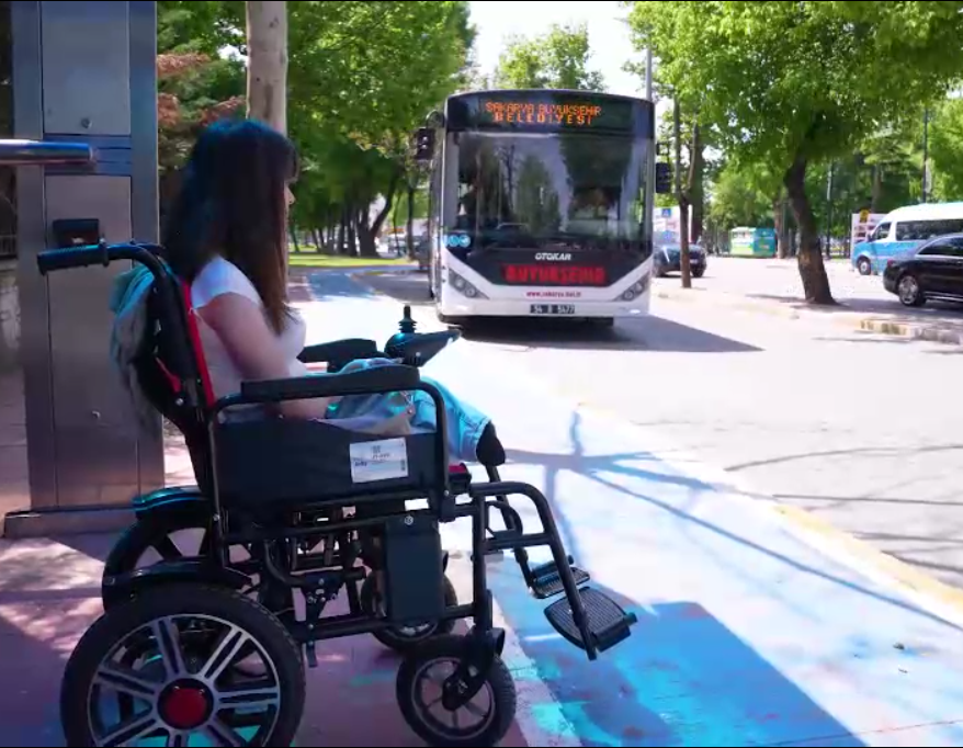 Sakarya’nın toplu taşımada engelleri kaldıran uygulamasına Cumhurbaşkanı Erdoğan’dan ödül