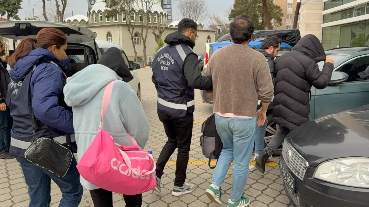 Sakarya'ya da uzanan Kapalıçarşı soruşturmasında 3 kişi adliyeye sevk edildi