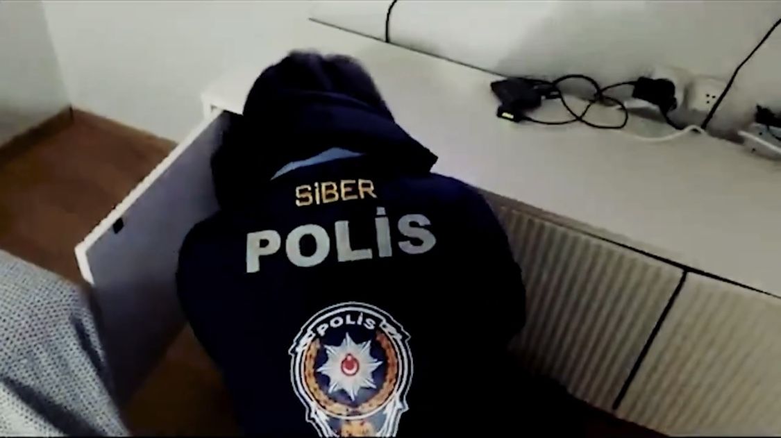 Sakarya’ya uzanan siber suçlar operasyonunda 301 gözaltı