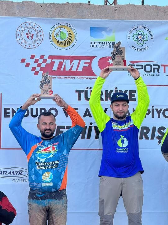 Sakaryalı Furkan Zandolu kupalara ambargo koydu